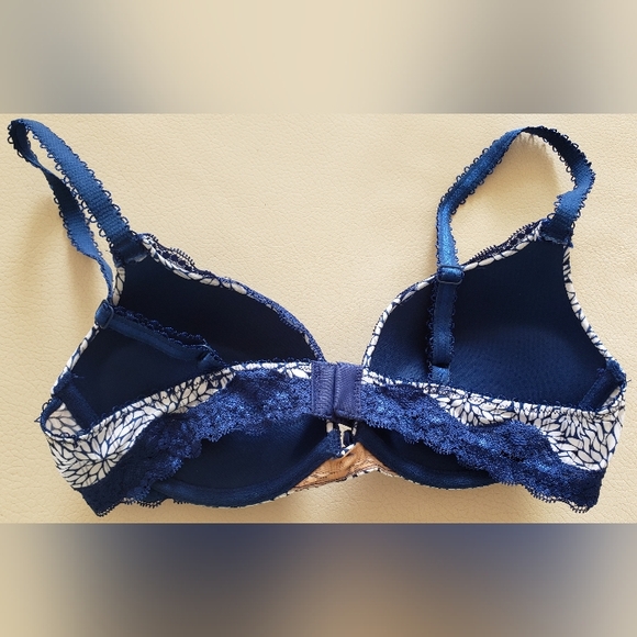 Ambrielle  bra - Picture 4 of 7